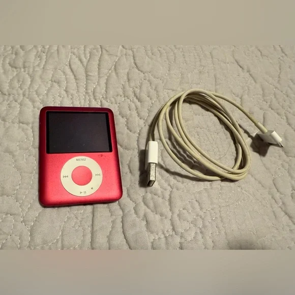 iPod Nano Product Red - Picture 1 of 4